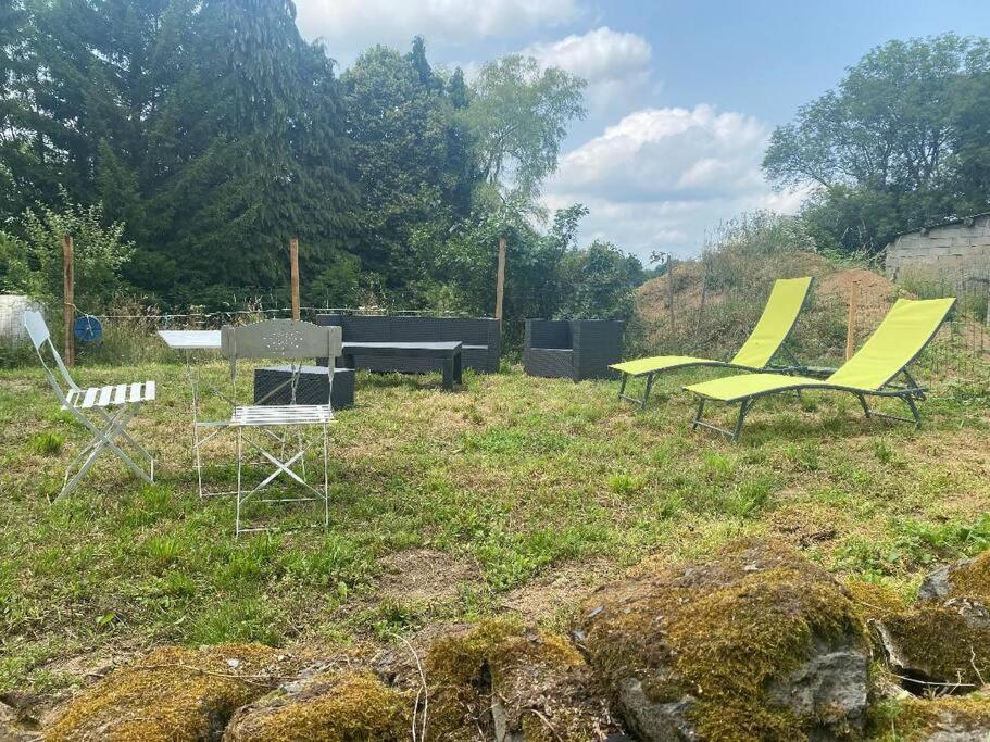 Petite Maison En Auvergne Giat Esterno foto